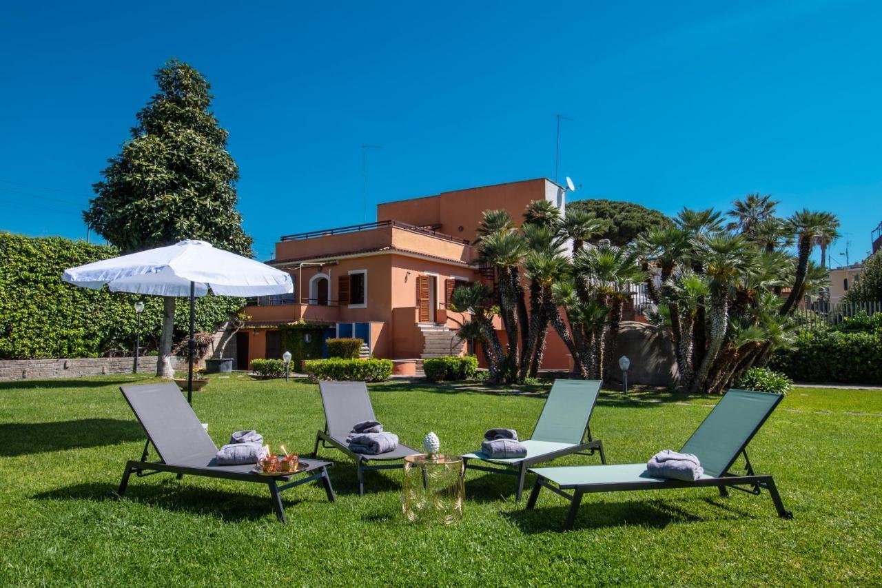 Palazzo Moresco Санта-Маринелла Екстер'єр фото