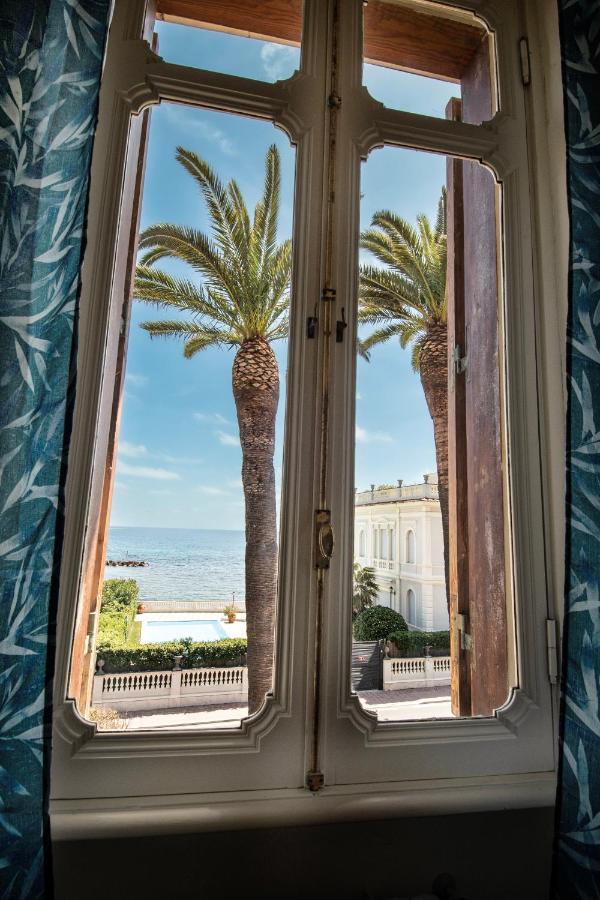 Palazzo Moresco Санта-Маринелла Екстер'єр фото